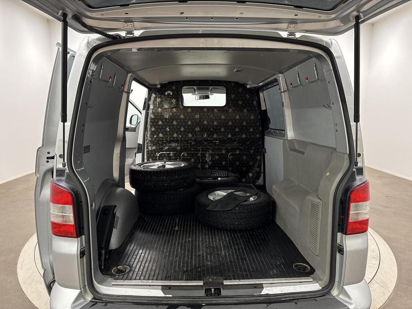 Volkswagen Transporter vaihtoauto