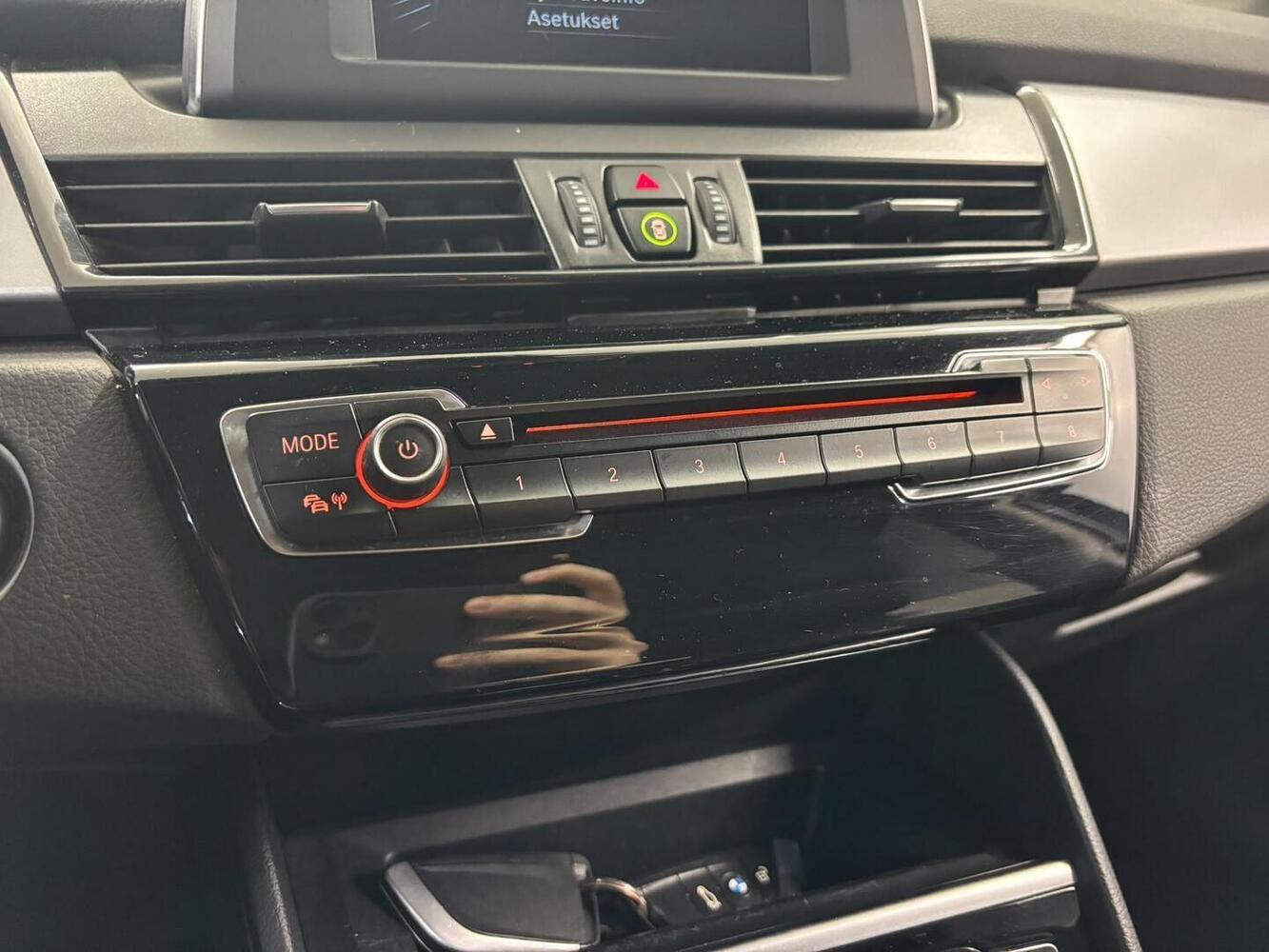 BMW 218 vaihtoauto