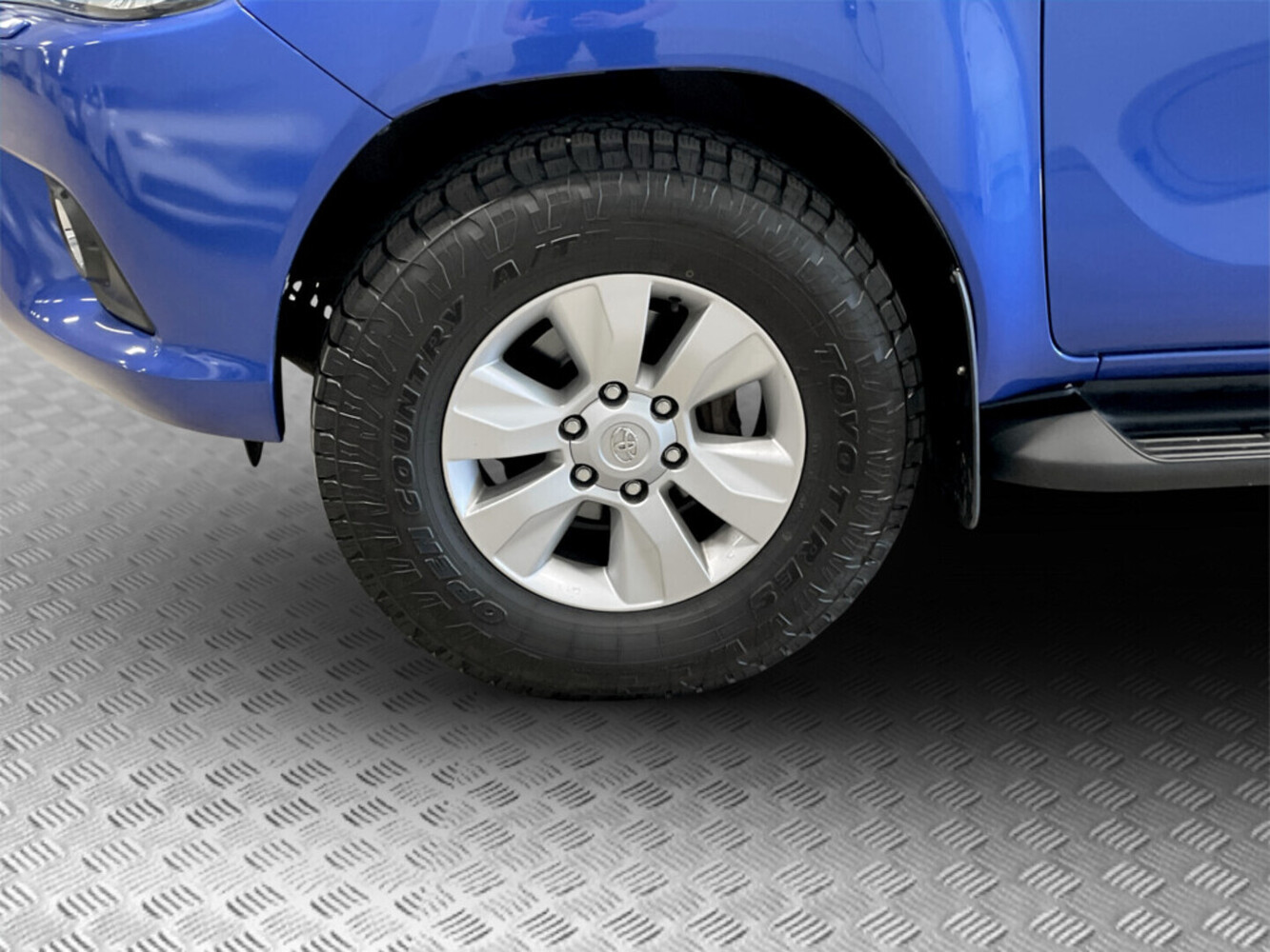 Toyota Hilux vaihtoauto