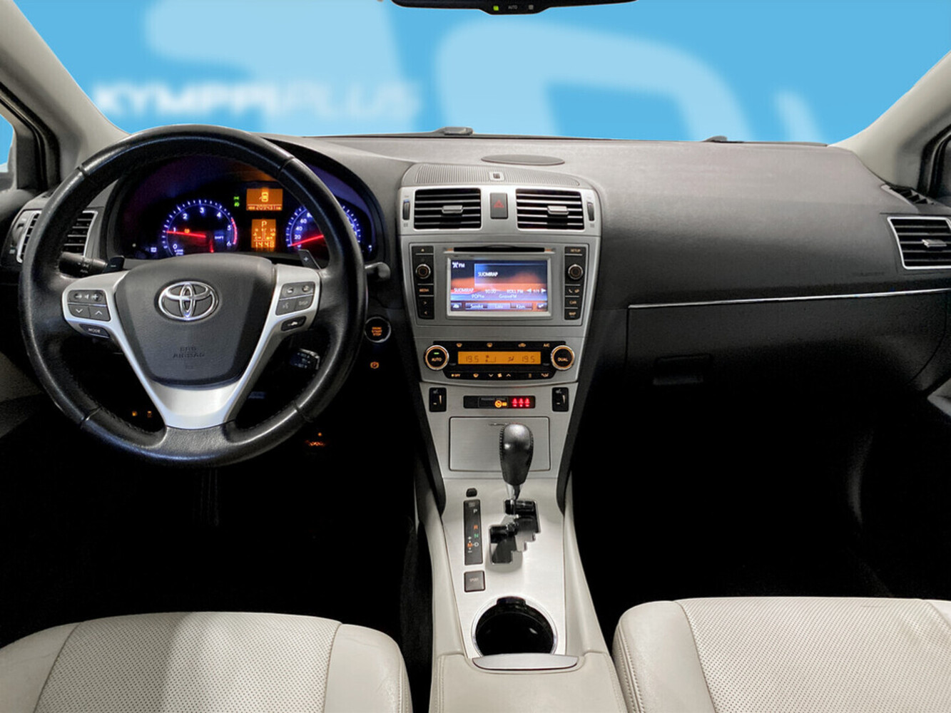 Toyota Avensis vaihtoauto