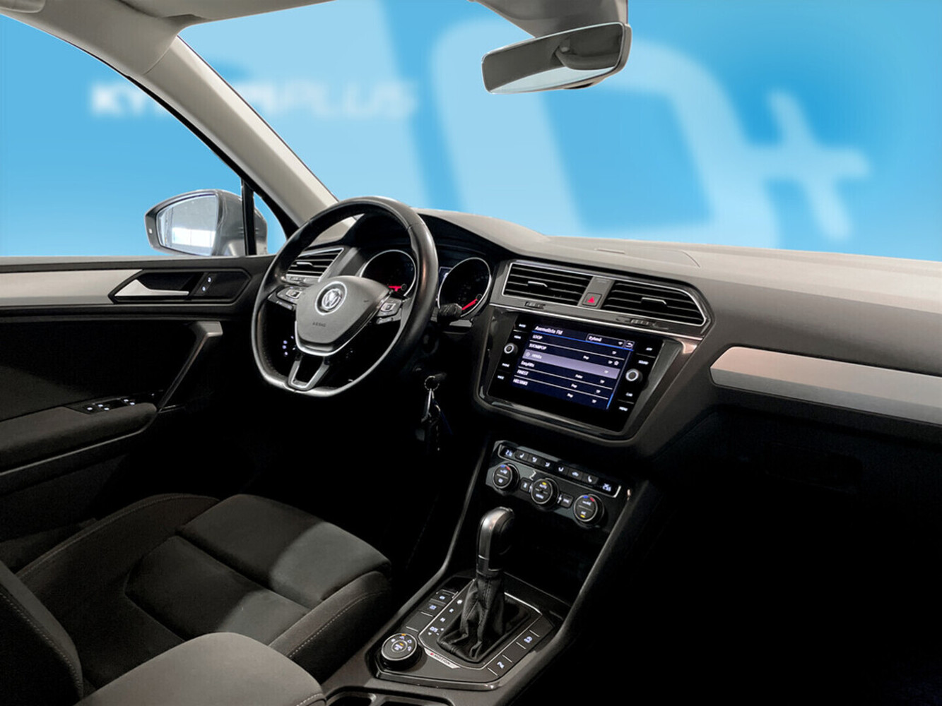 Volkswagen Tiguan vaihtoauto