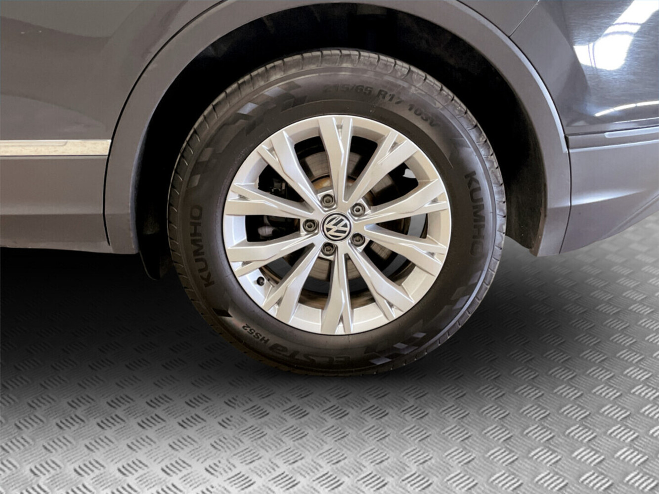 Volkswagen Tiguan vaihtoauto