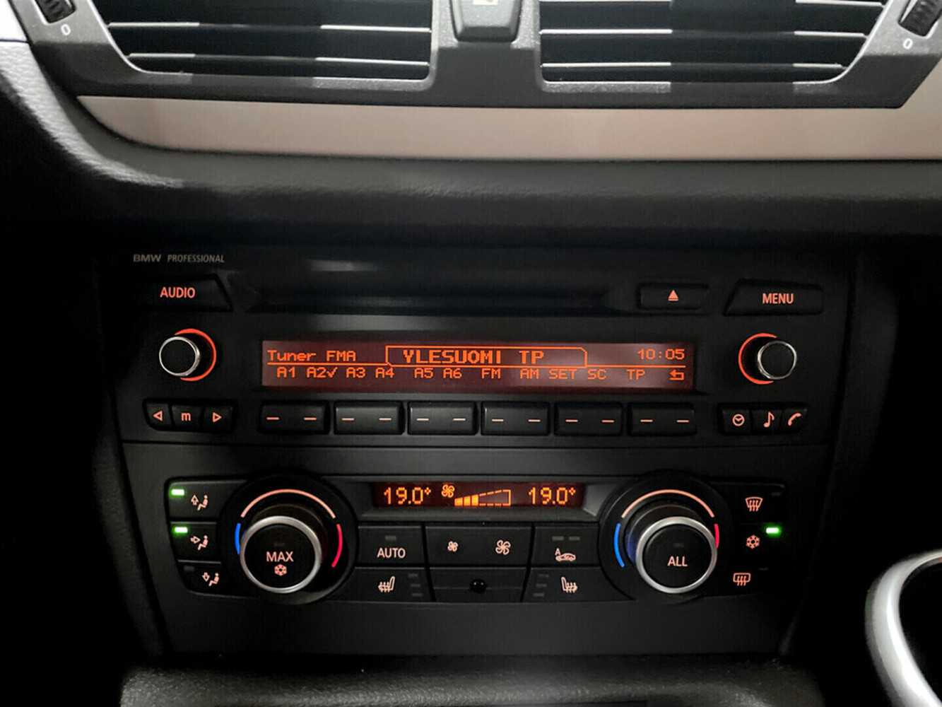 BMW X1 vaihtoauto
