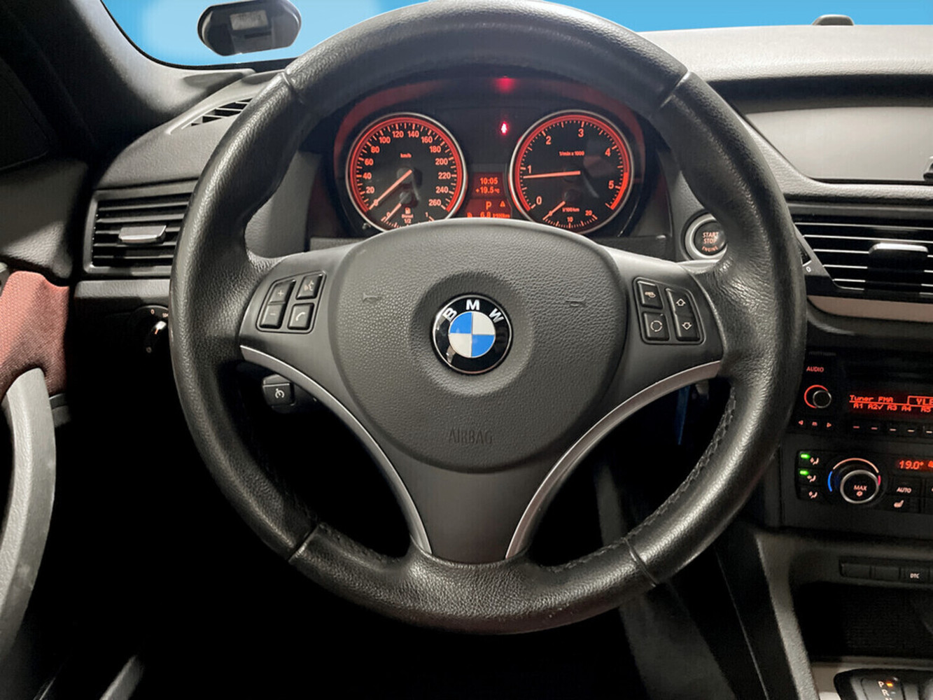 BMW X1 vaihtoauto
