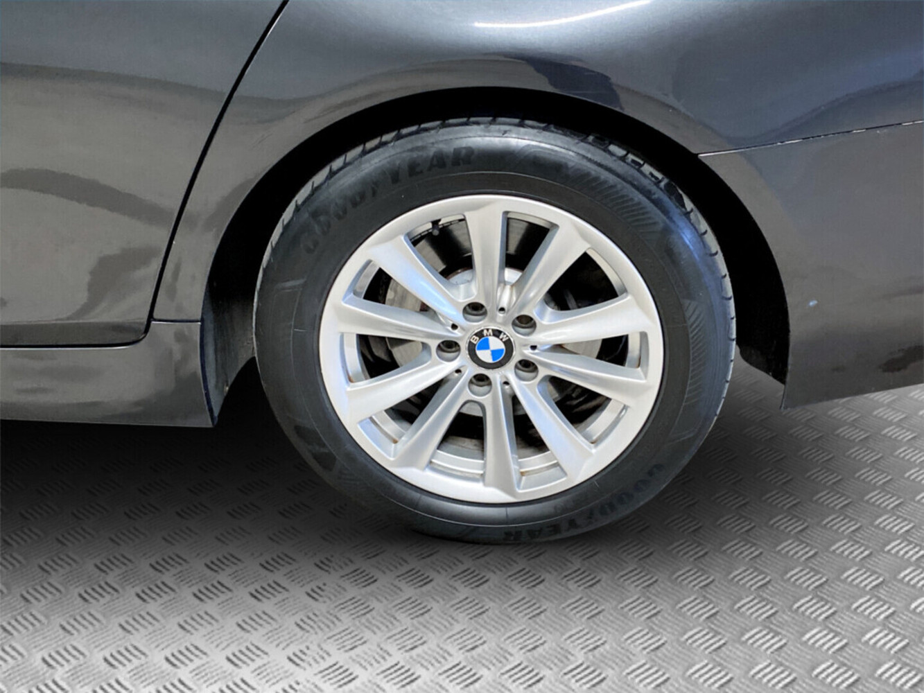BMW 520 vaihtoauto
