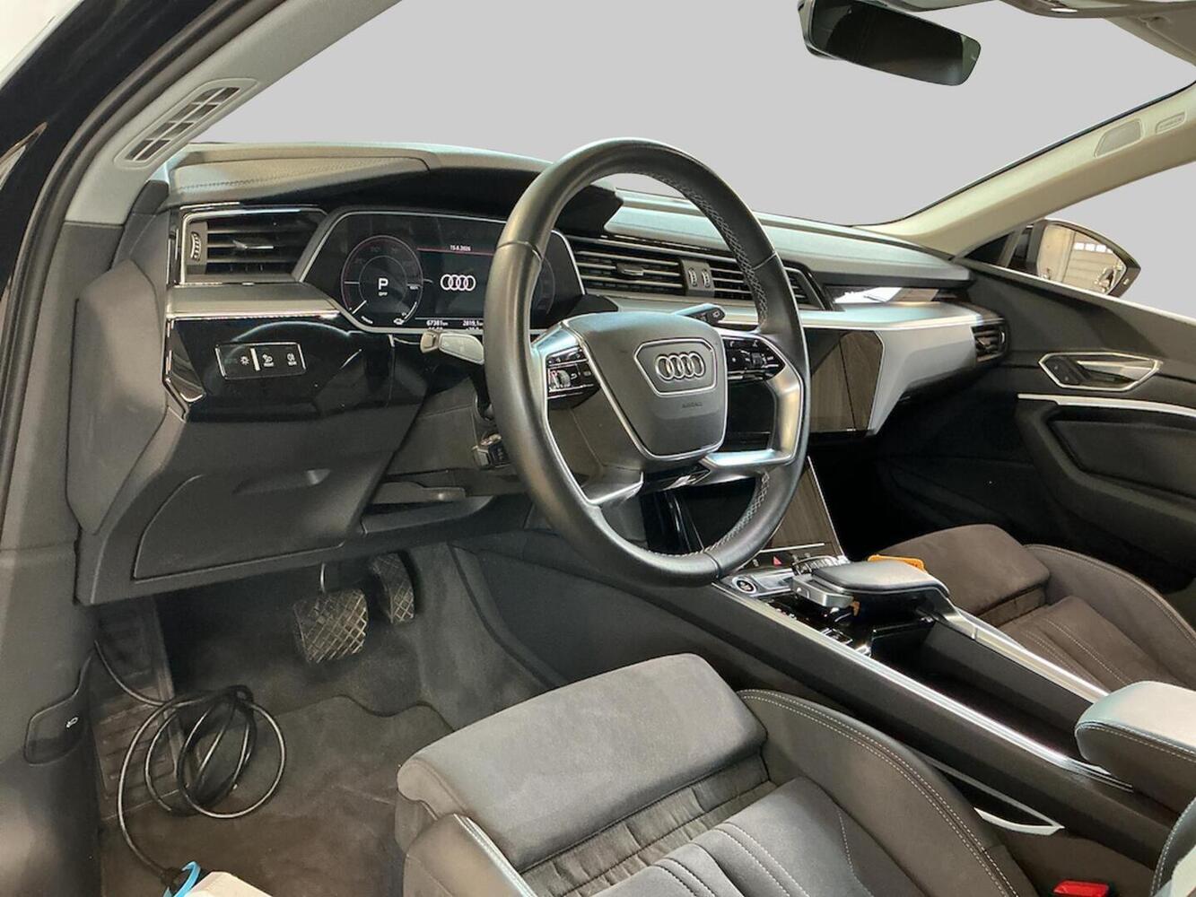 Audi Q8 e-tron vaihtoauto