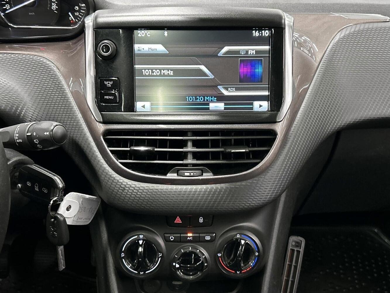 Peugeot 2008 vaihtoauto
