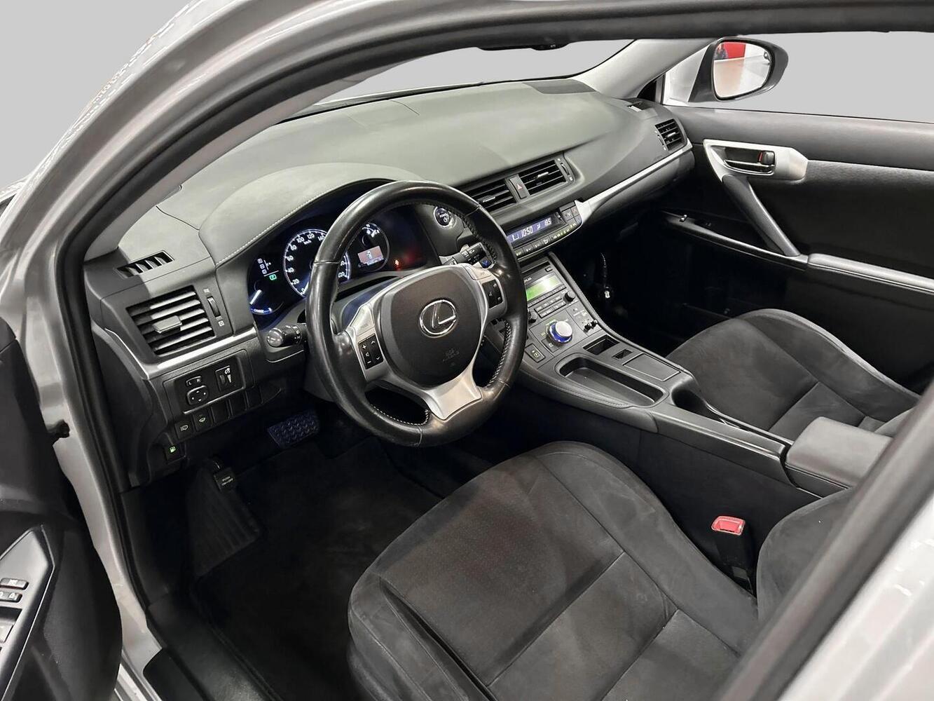 Lexus CT vaihtoauto