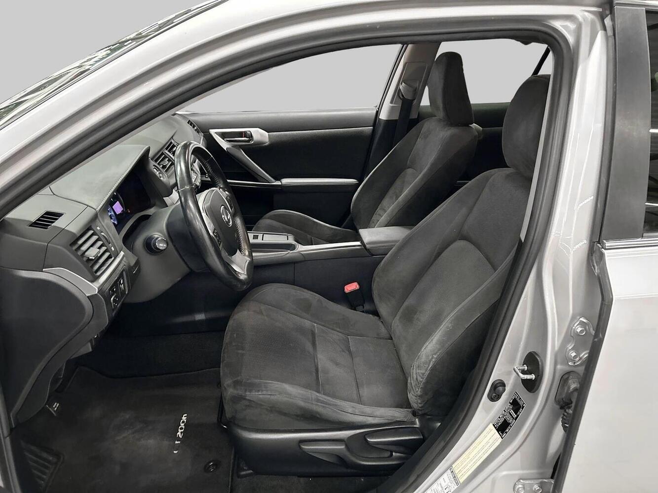 Lexus CT vaihtoauto