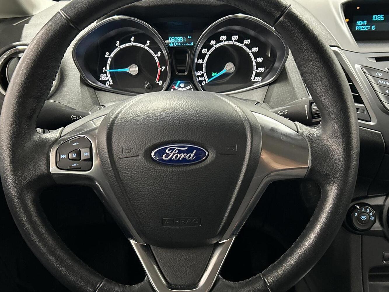 Ford Fiesta vaihtoauto