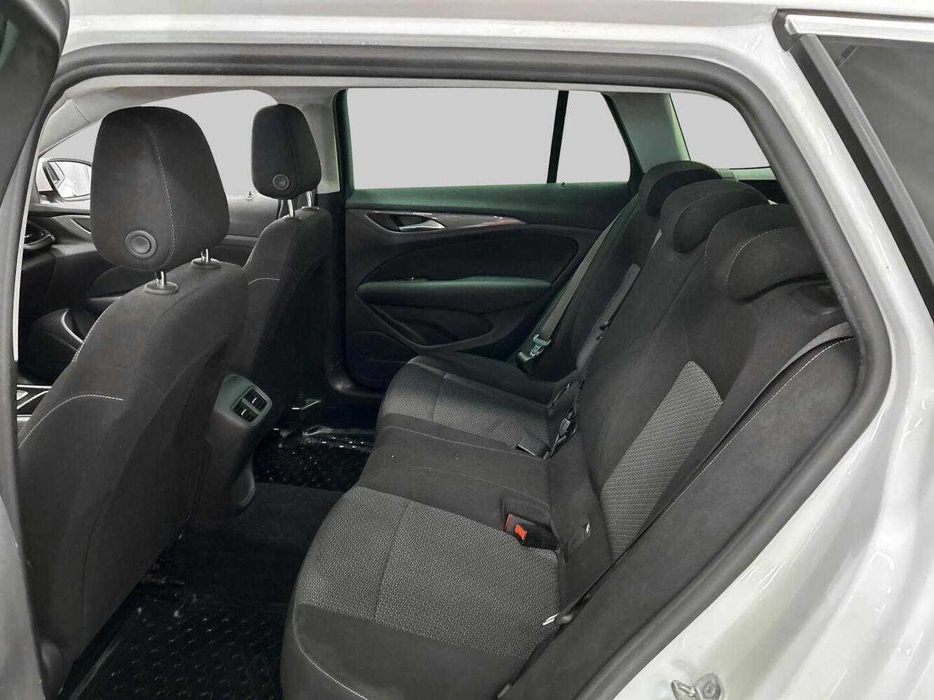 Opel Insignia vaihtoauto