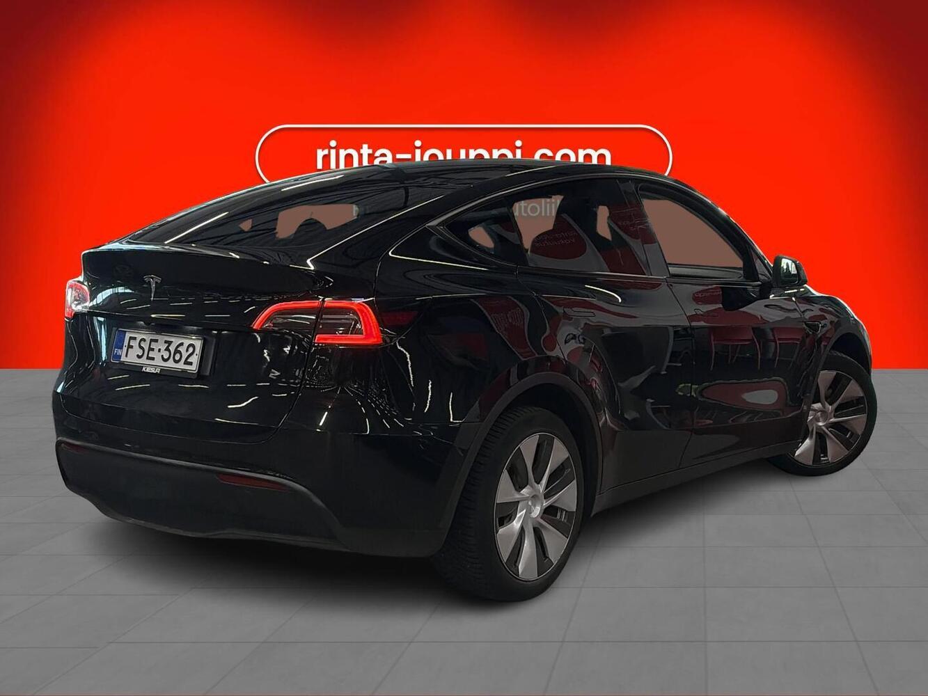 Tesla Model Y vaihtoauto