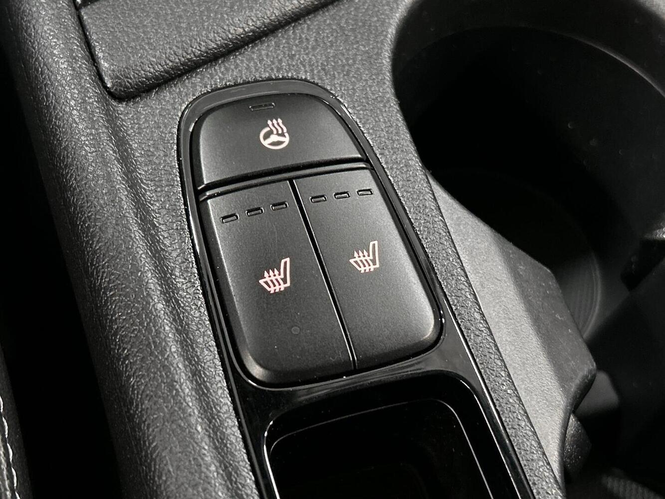 Kia Niro plug-in vaihtoauto