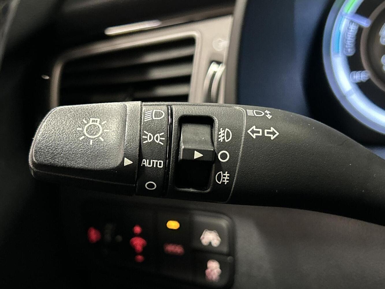 Kia Niro plug-in vaihtoauto