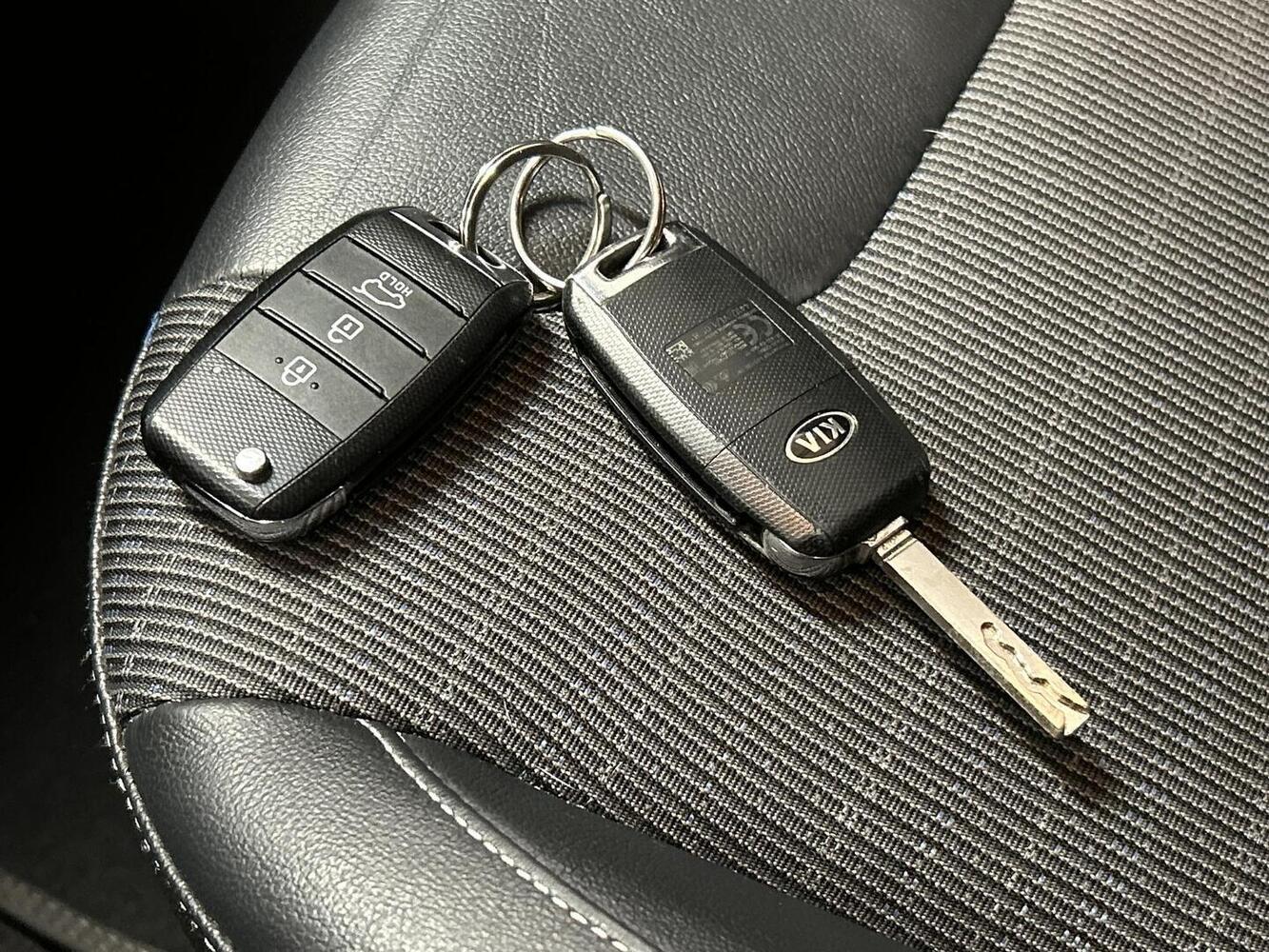 Kia Niro plug-in vaihtoauto