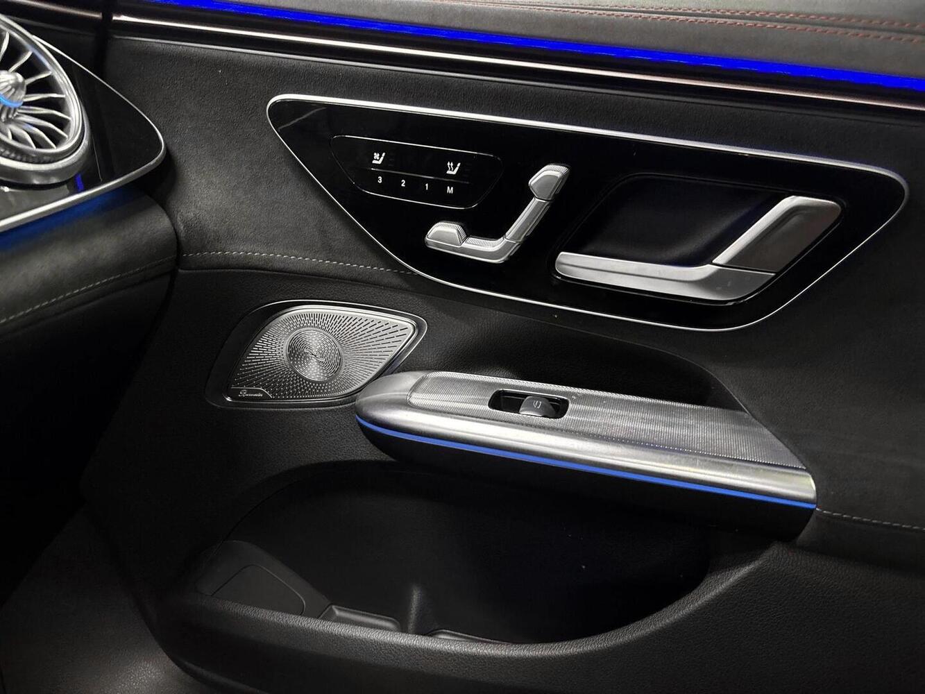 Mercedes-Benz EQE vaihtoauto