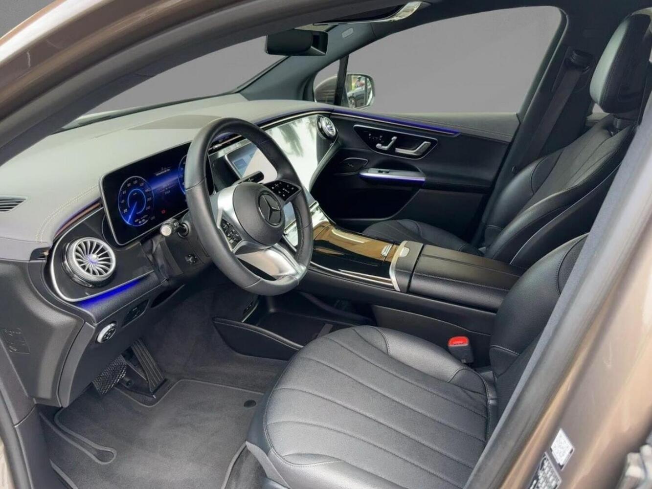 Mercedes-Benz EQE vaihtoauto