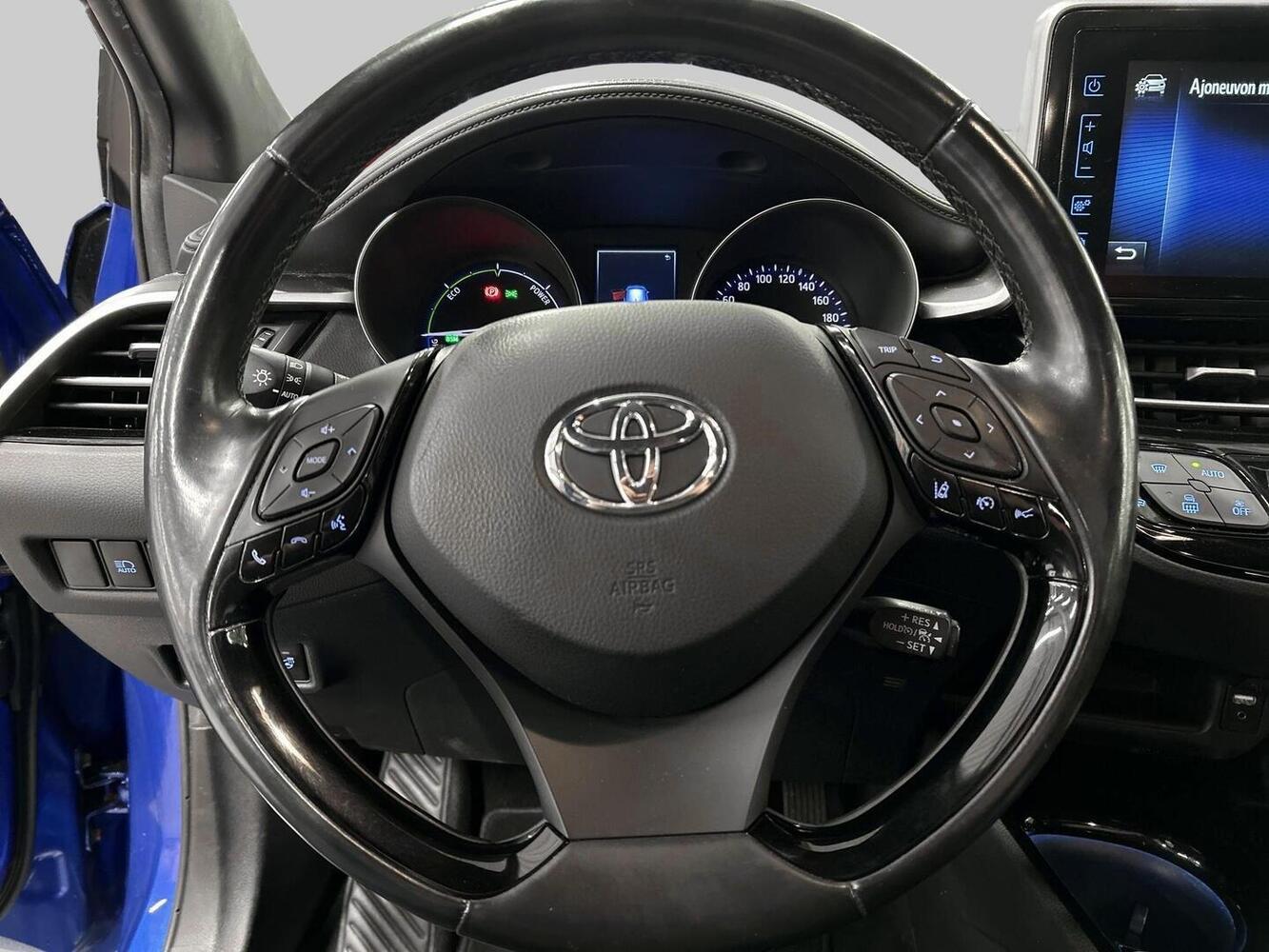 Toyota C-HR vaihtoauto