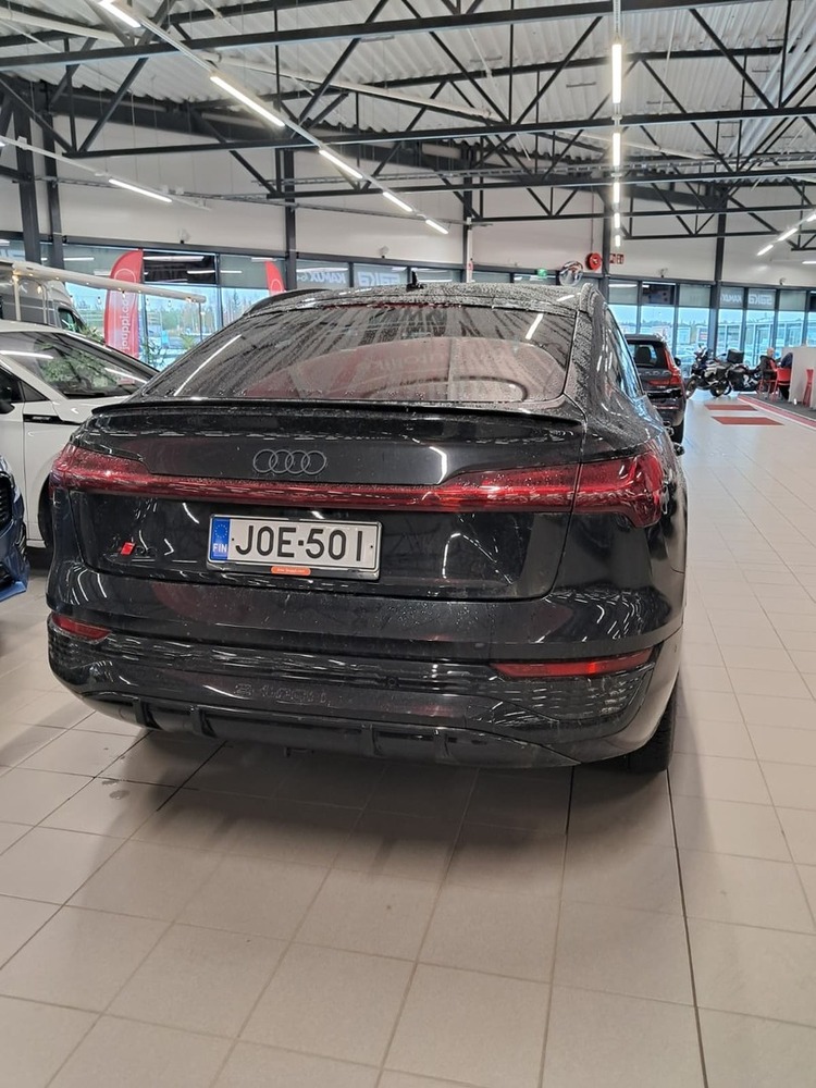 Audi Q8 e-tron vaihtoauto