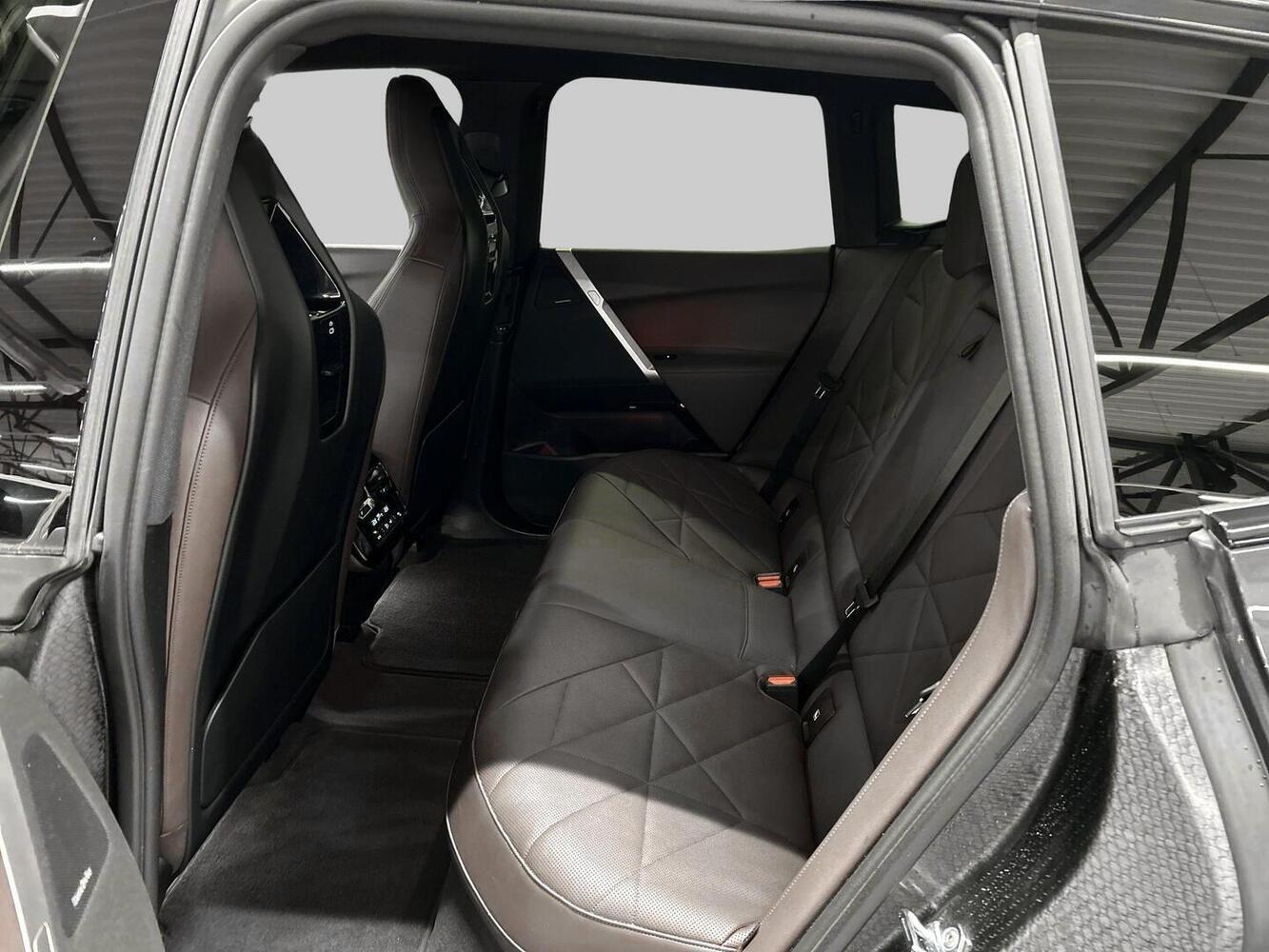 BMW iX vaihtoauto