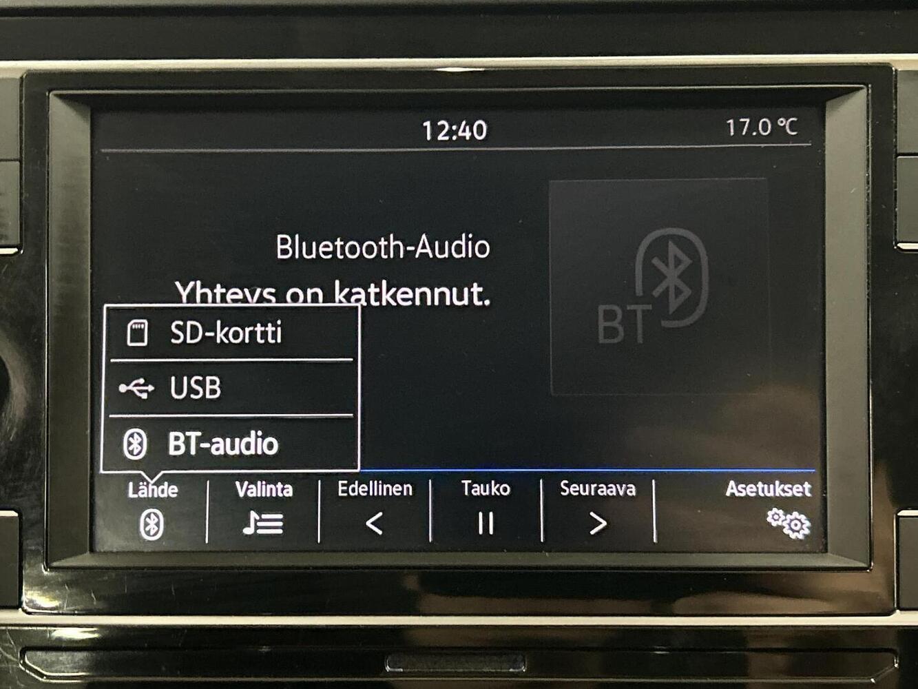 Volkswagen T-Roc vaihtoauto