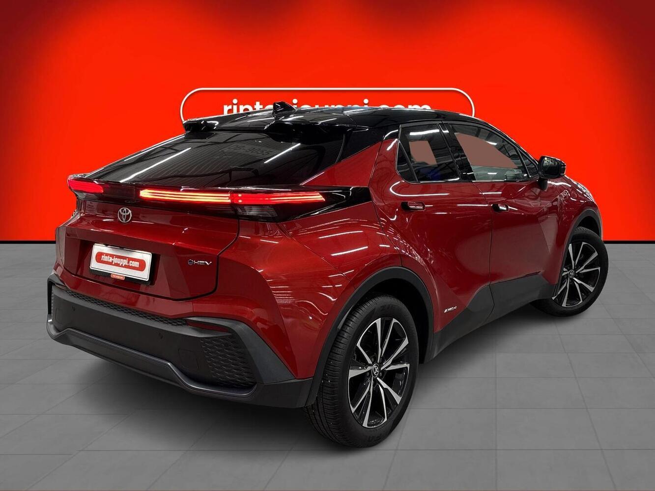 Toyota C-HR vaihtoauto