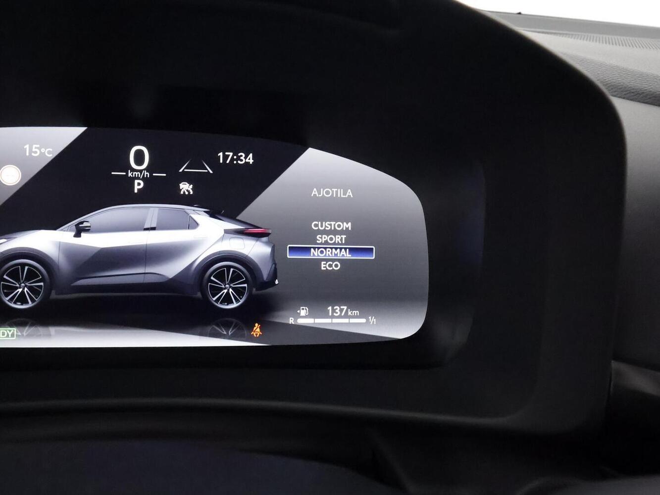 Toyota C-HR vaihtoauto