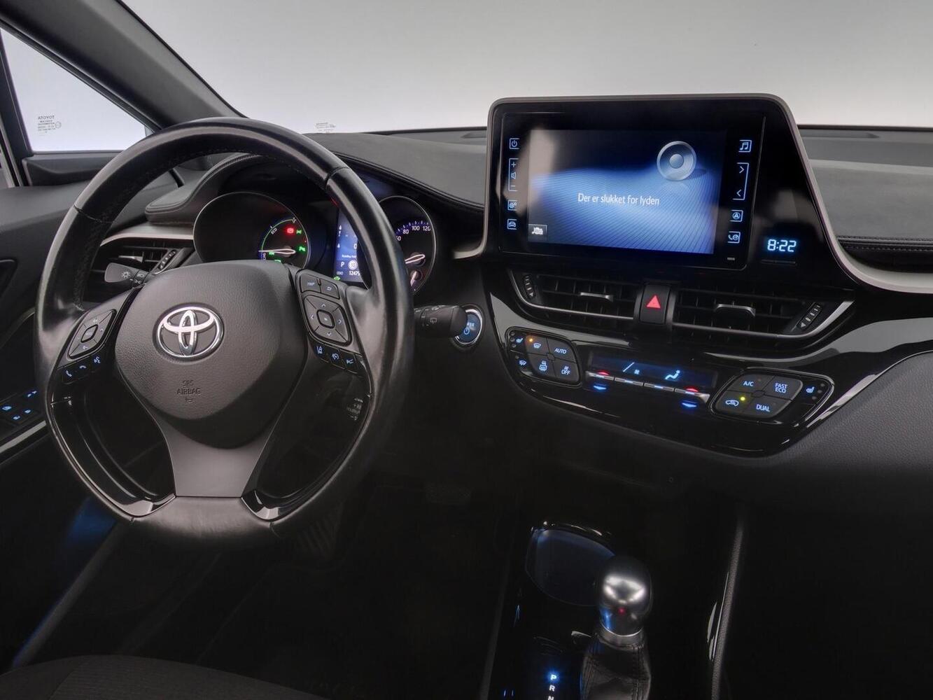 Toyota C-HR vaihtoauto