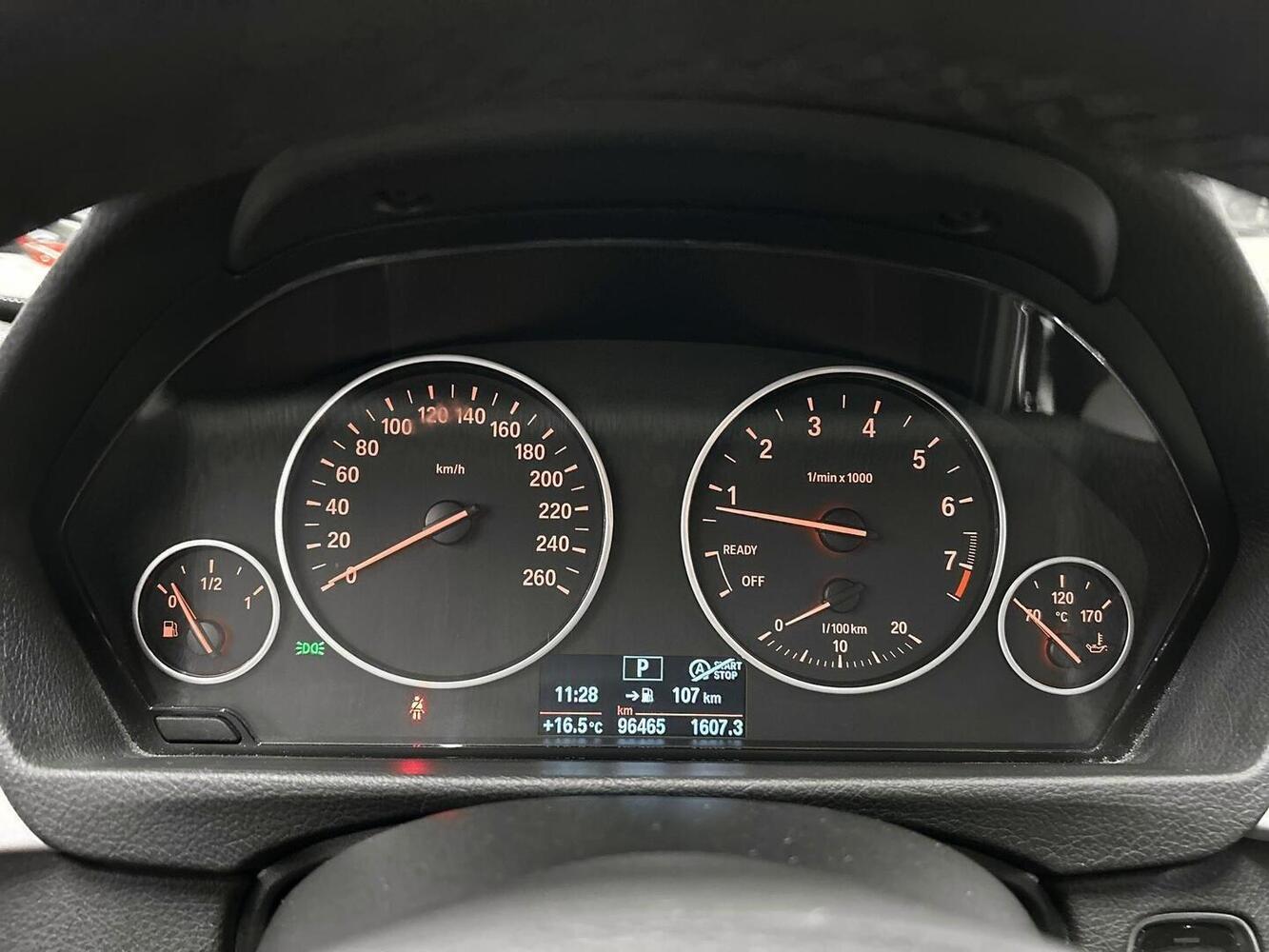 BMW 320 vaihtoauto
