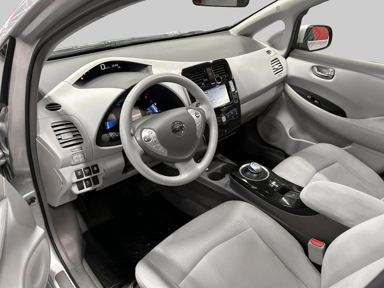 Nissan Leaf vaihtoauto