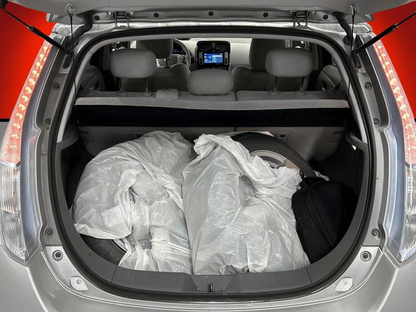 Nissan Leaf vaihtoauto