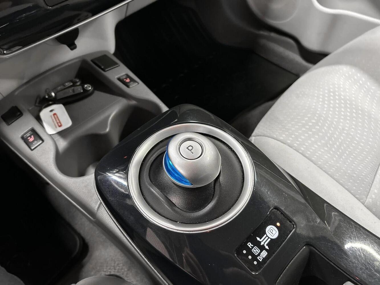 Nissan Leaf vaihtoauto