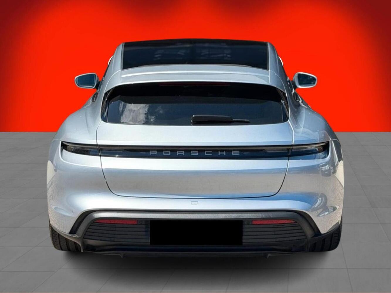 Porsche Taycan vaihtoauto