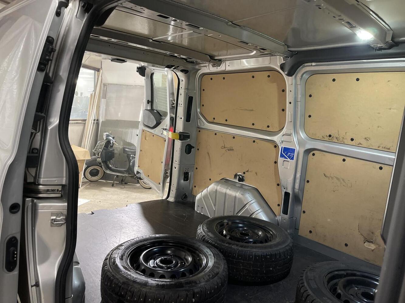 Ford Transit vaihtoauto