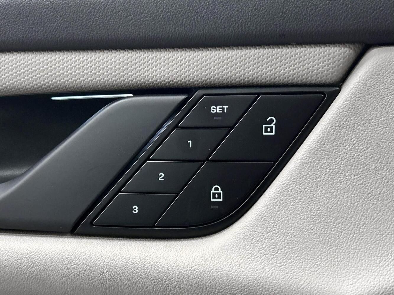 Porsche Taycan vaihtoauto