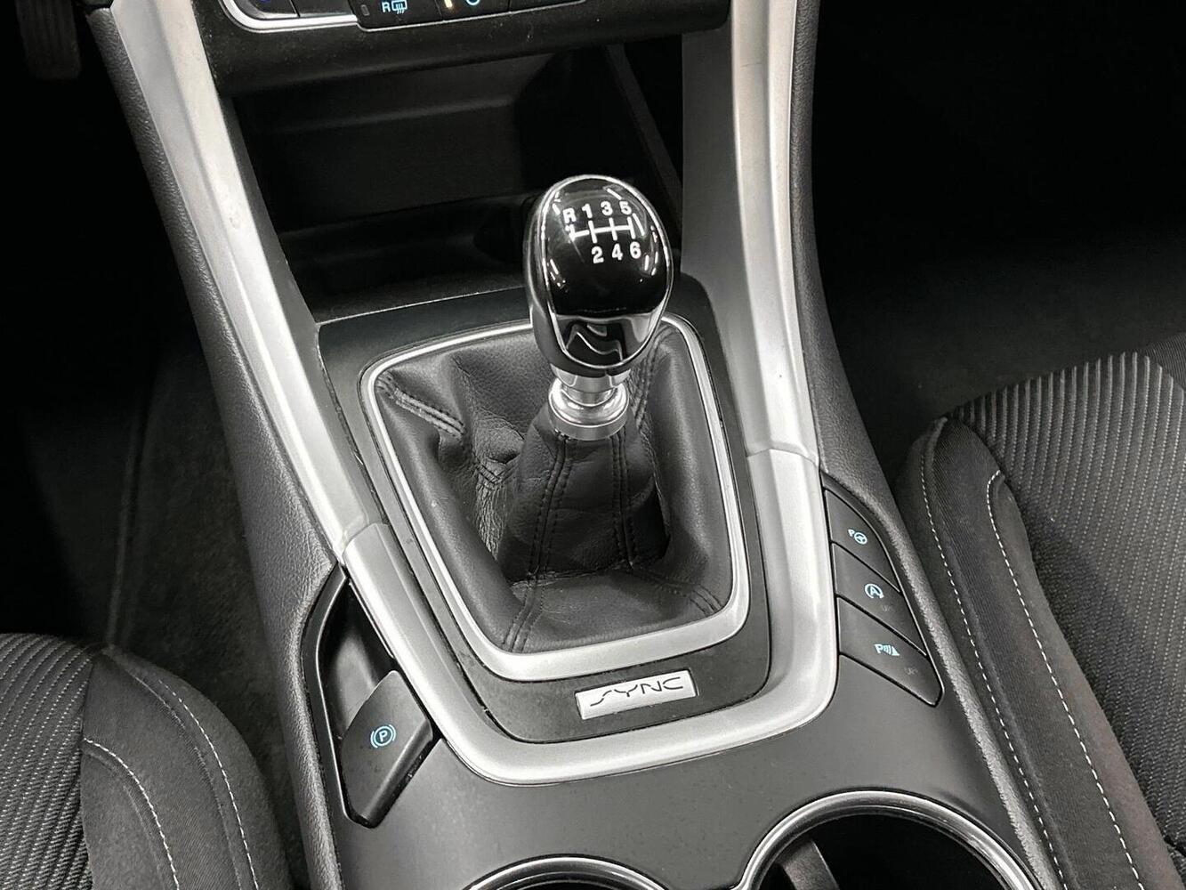 Ford Mondeo vaihtoauto