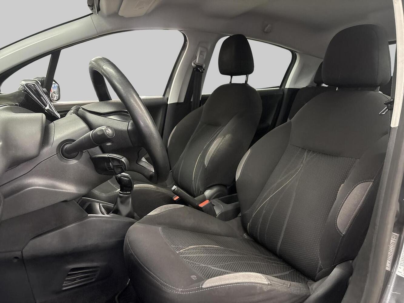 Peugeot 208 vaihtoauto