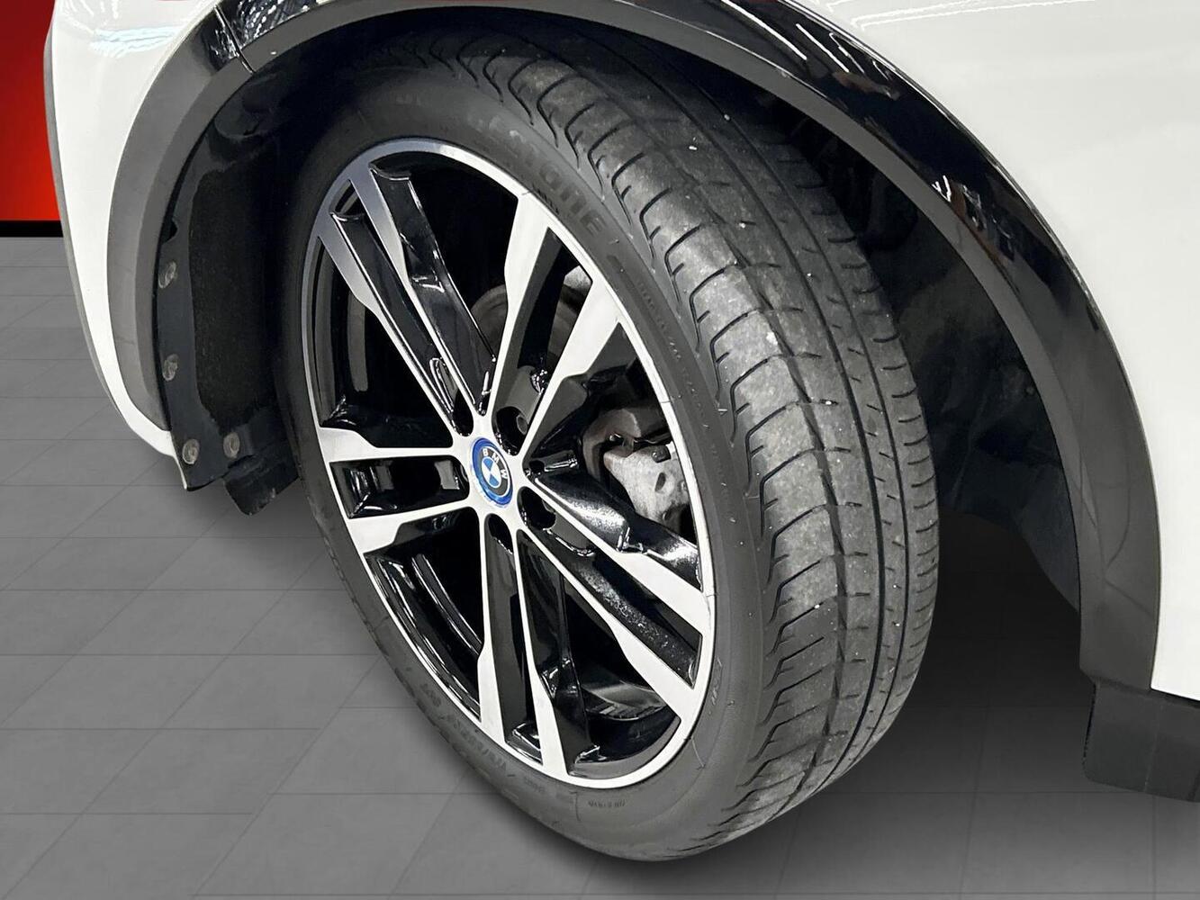 BMW i3s vaihtoauto