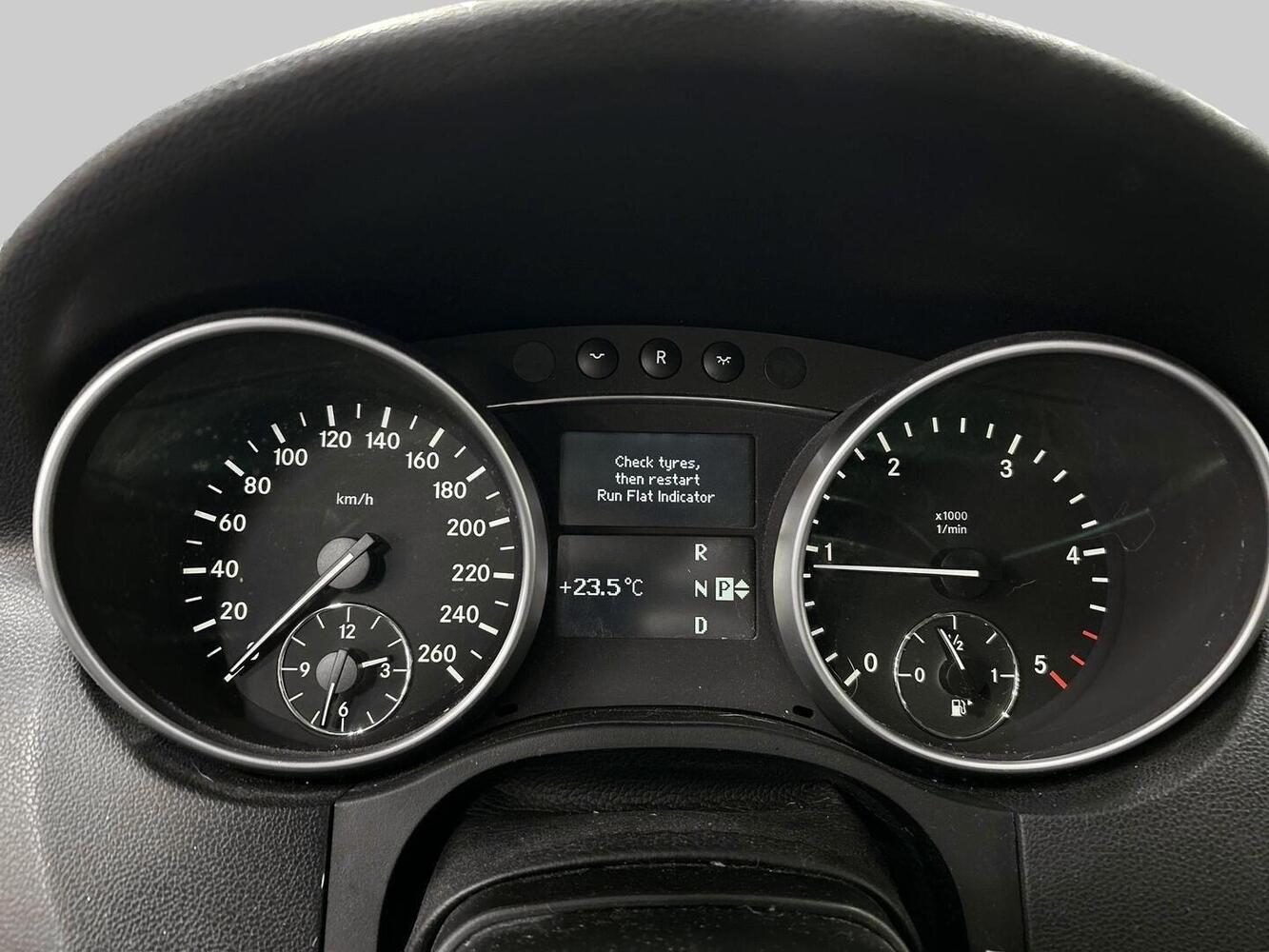 Mercedes-Benz ML vaihtoauto