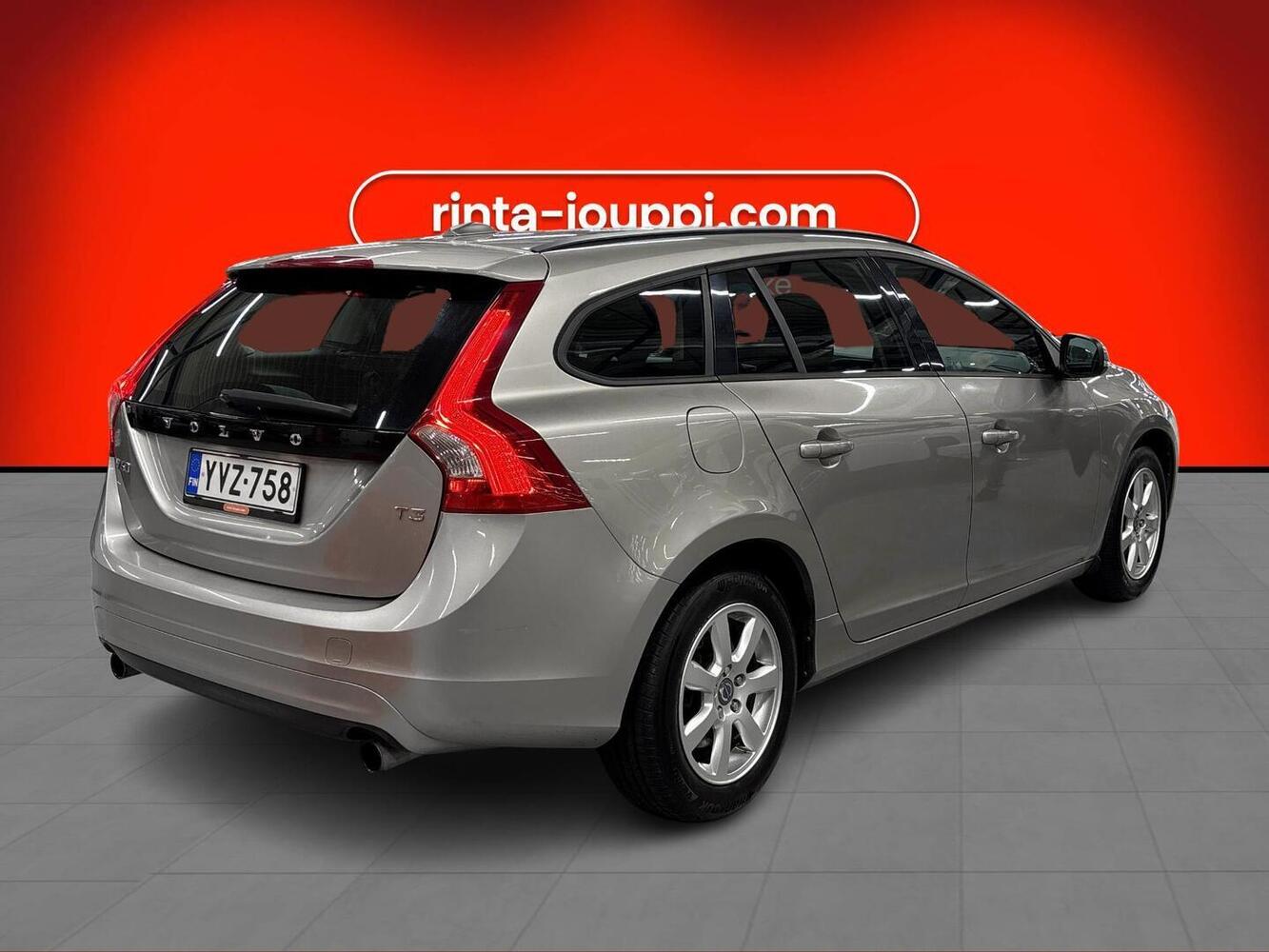 Volvo V60 vaihtoauto