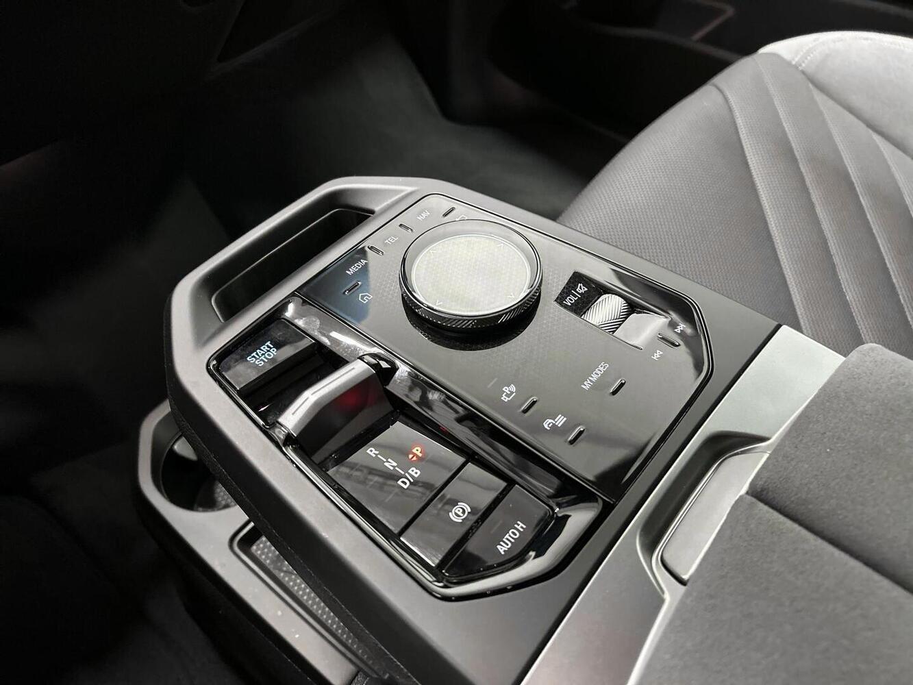 BMW iX vaihtoauto
