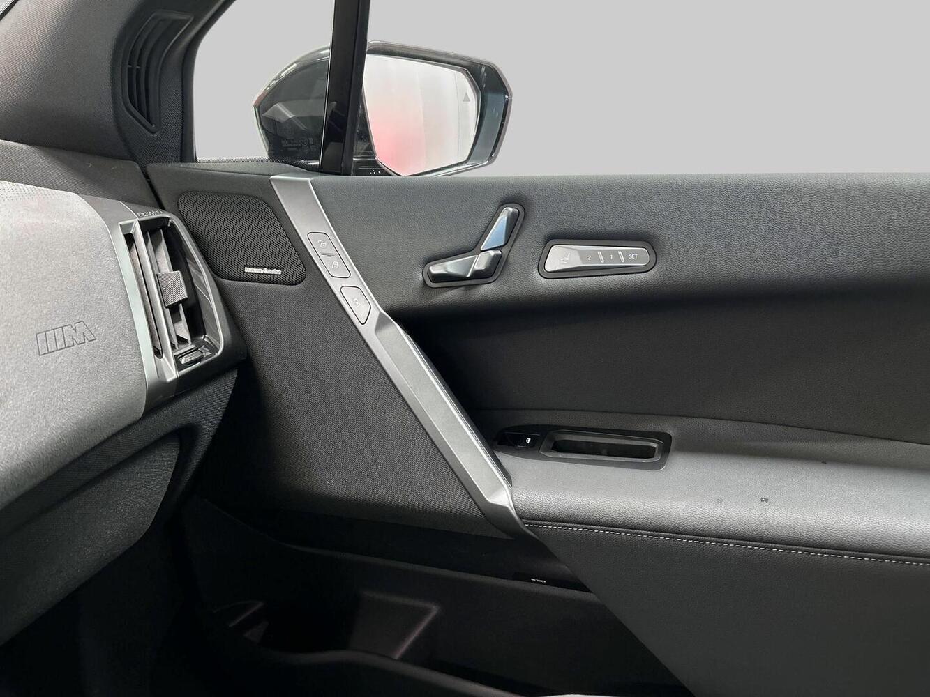 BMW iX vaihtoauto