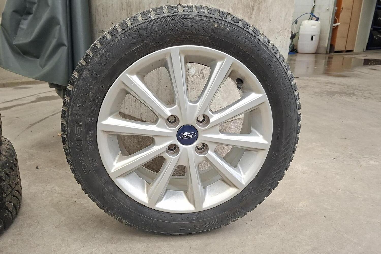 Ford Fiesta vaihtoauto