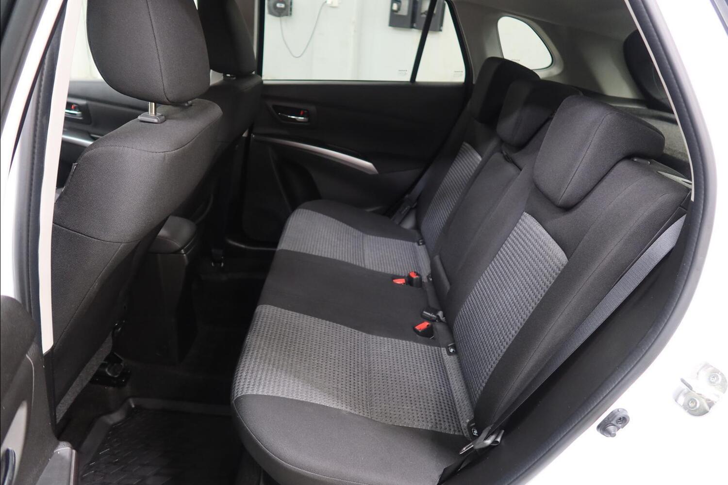 Suzuki S-Cross vaihtoauto