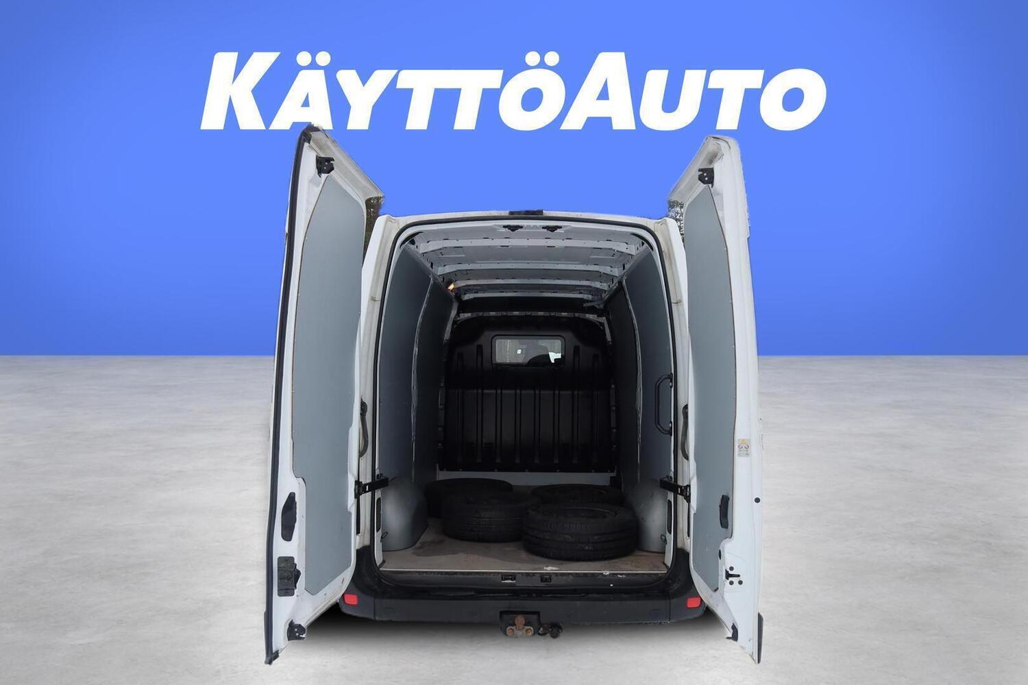 Nissan NV400 vaihtoauto