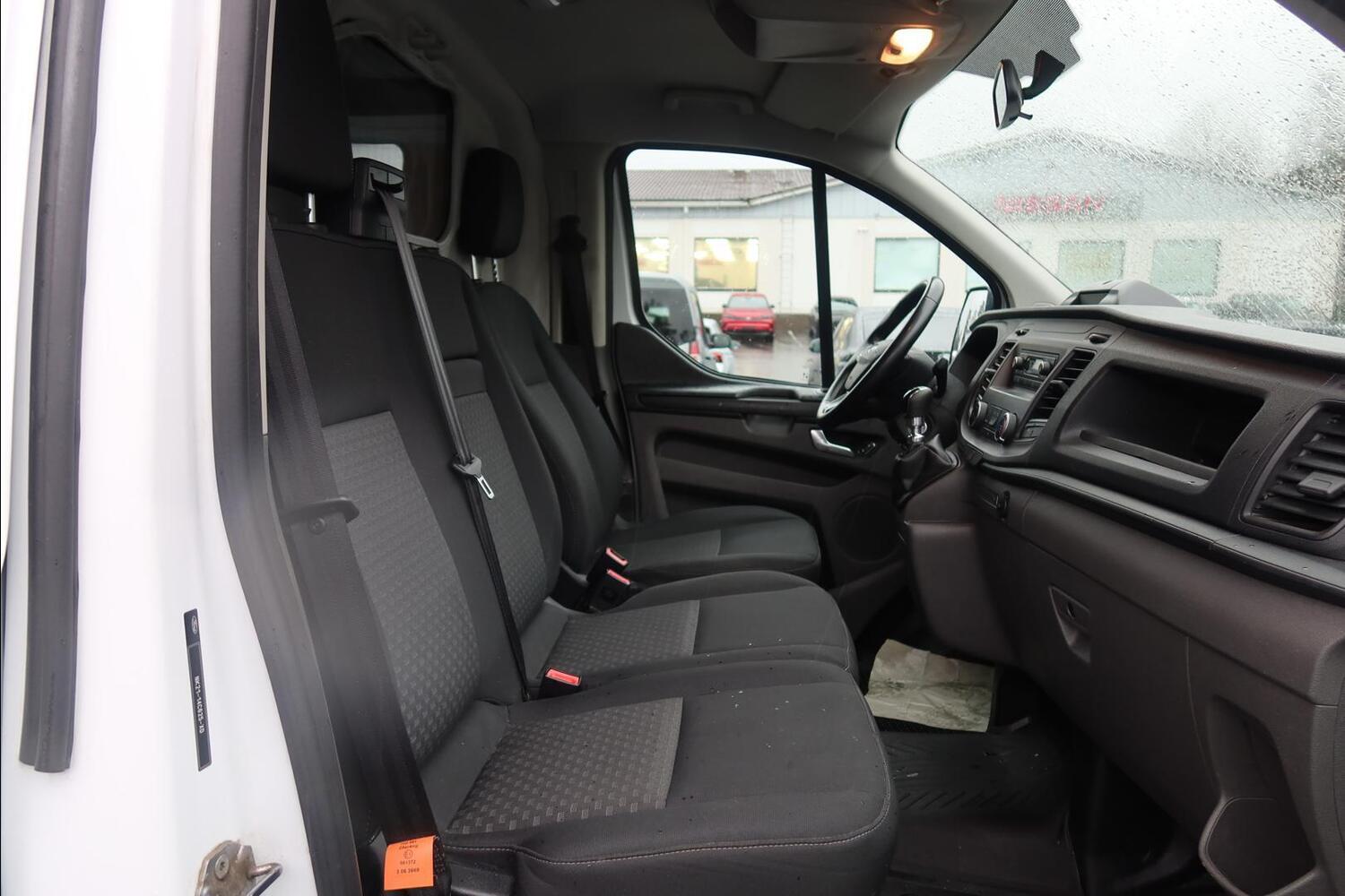 Ford Transit Custom vaihtoauto