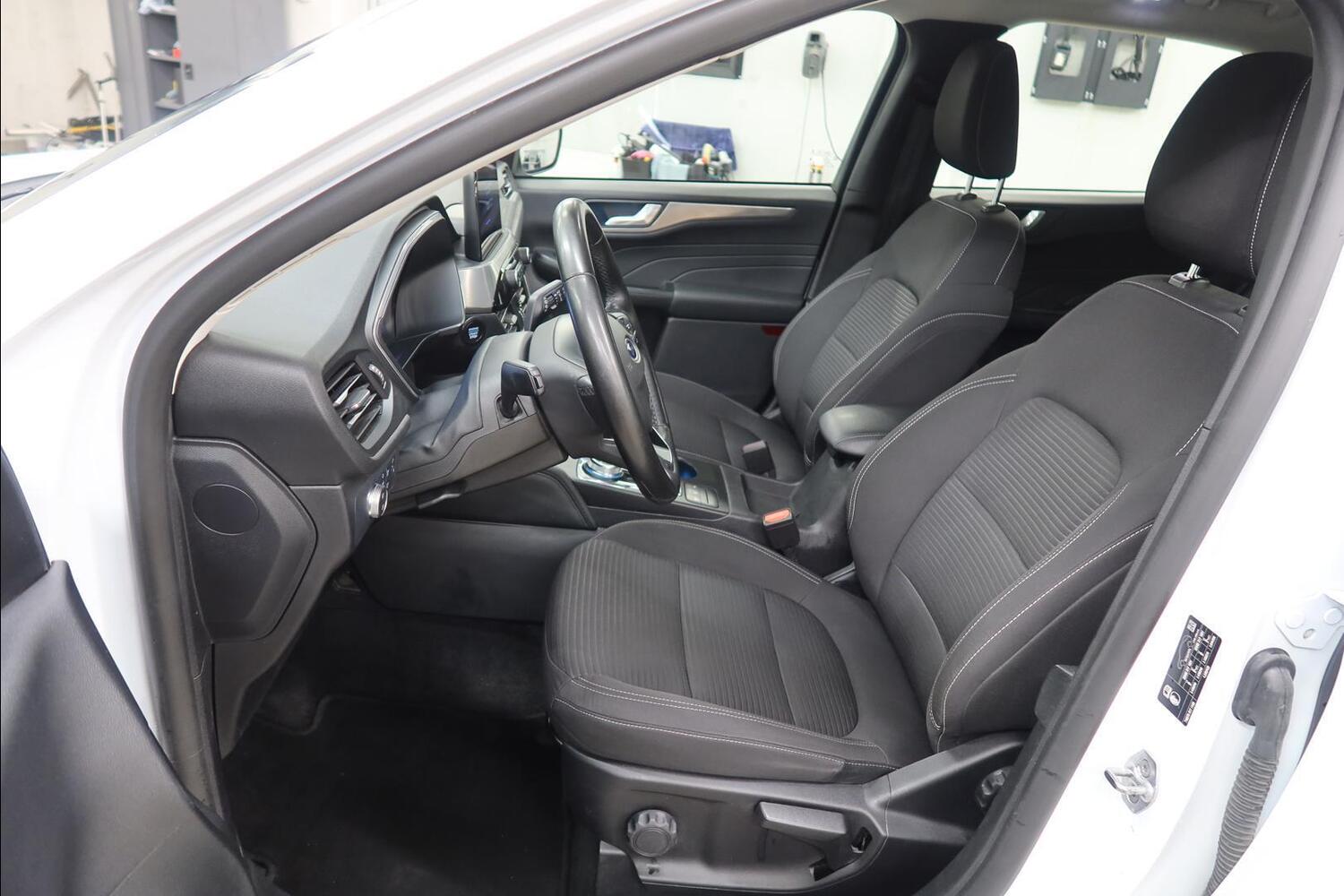 Ford Kuga vaihtoauto