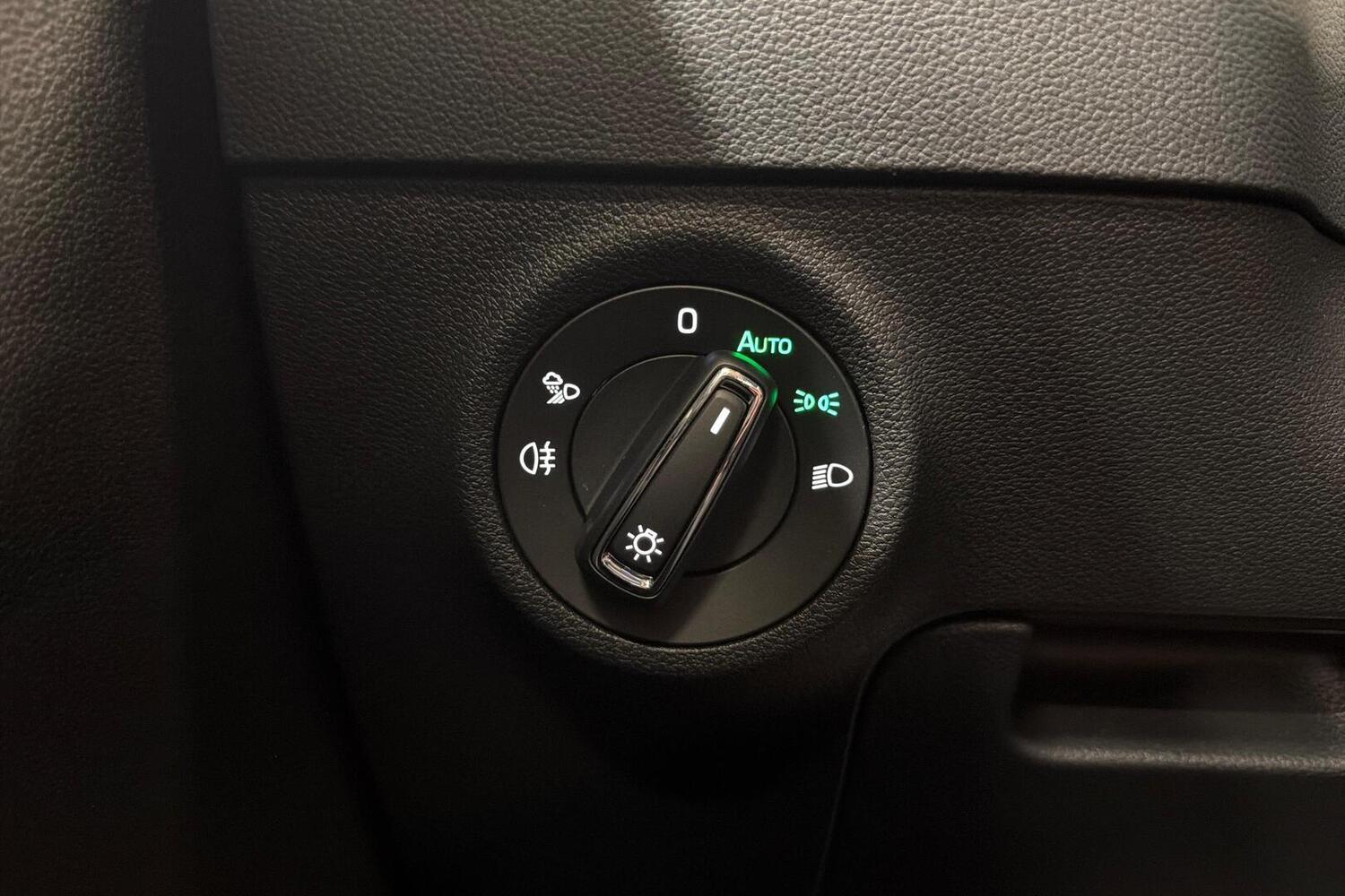 Skoda Karoq vaihtoauto