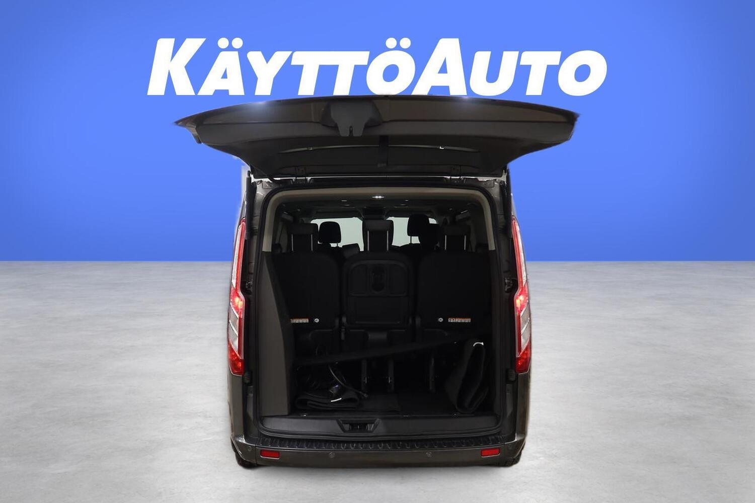 Ford Tourneo Custom vaihtoauto