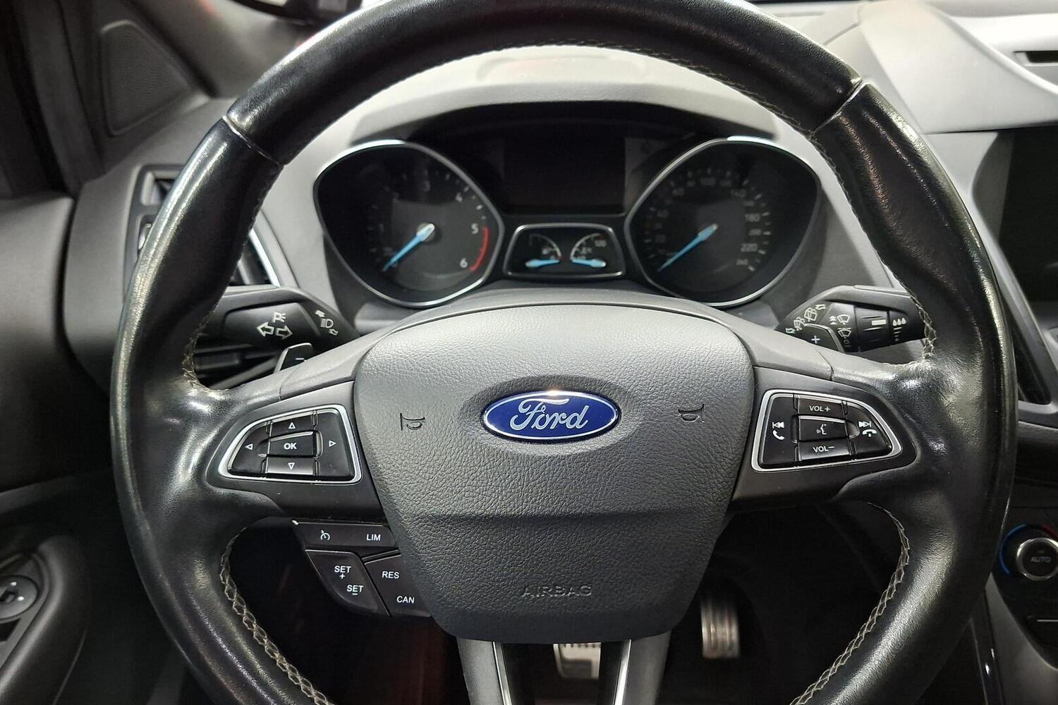 Ford Kuga vaihtoauto